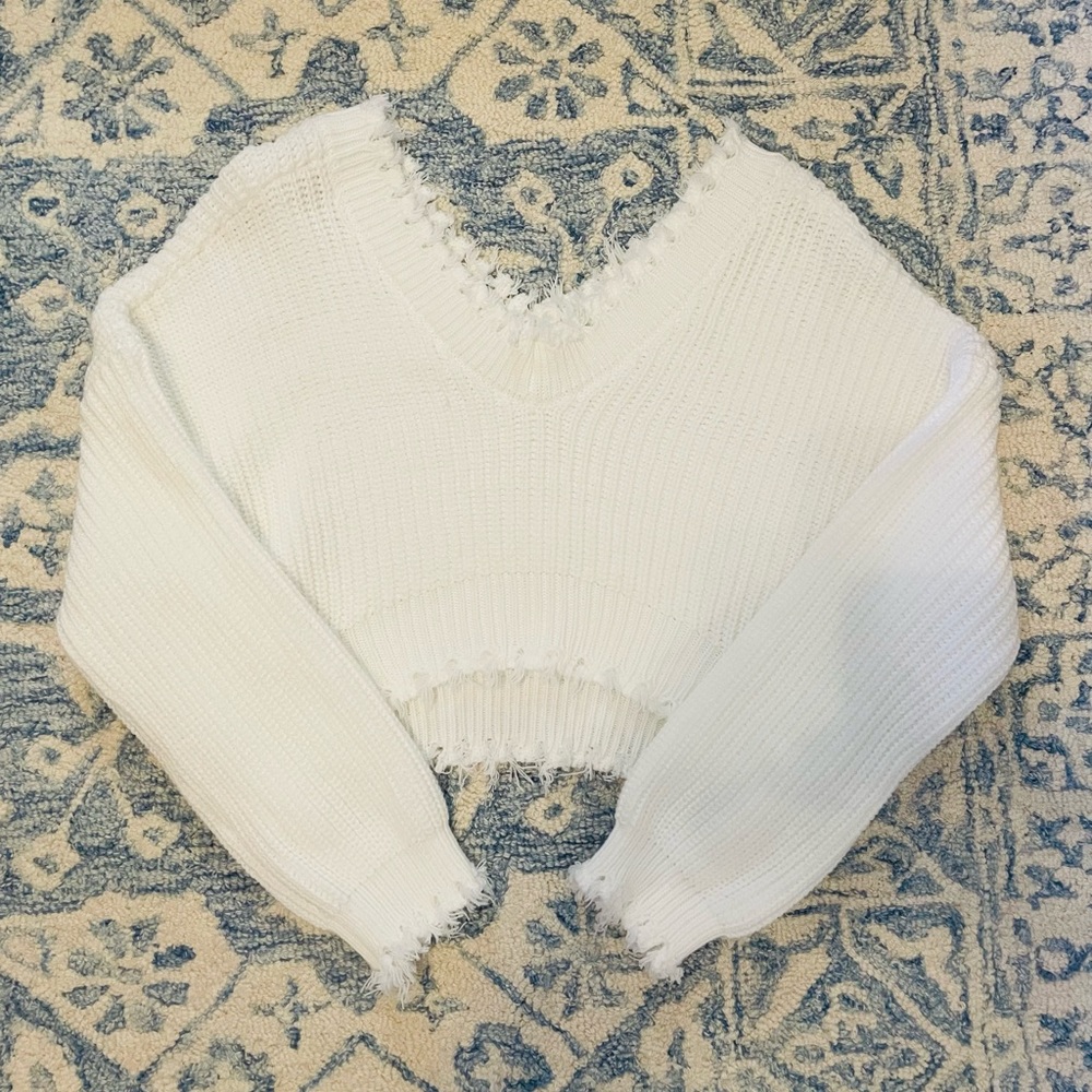 White cropped sweater womens size small